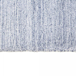 Tapis en laine et viscose bleu de O&KO